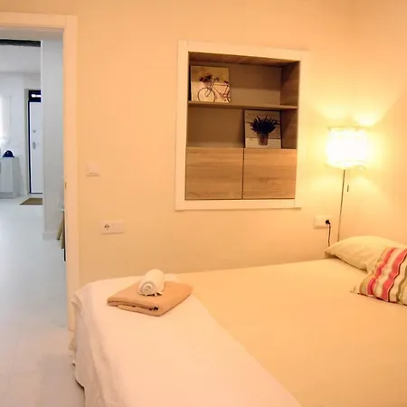 Aplus Apartamentos, Old Town *